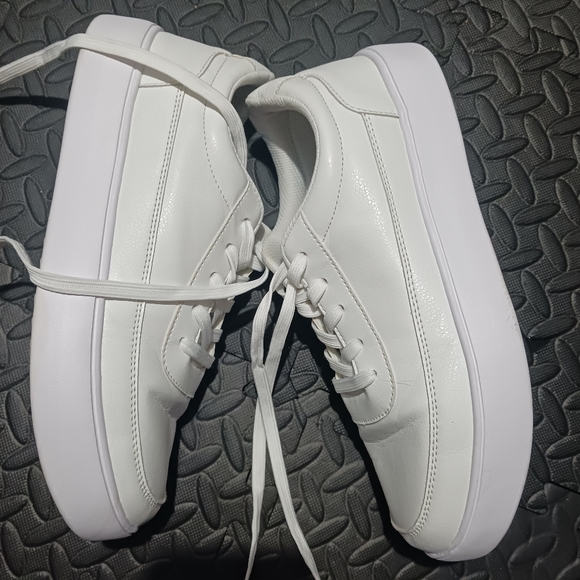 Men White canvas sneakers - Picture 5 of 12